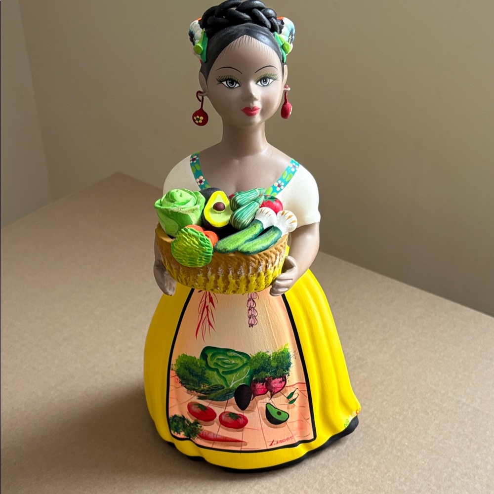 Navarro Lupita Mexico, hand painted collectible doll with a vegetable 🥗 basket.